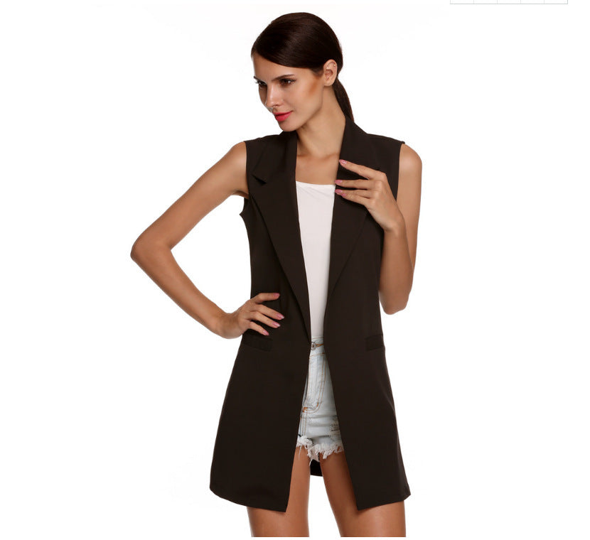 Essential woven vest