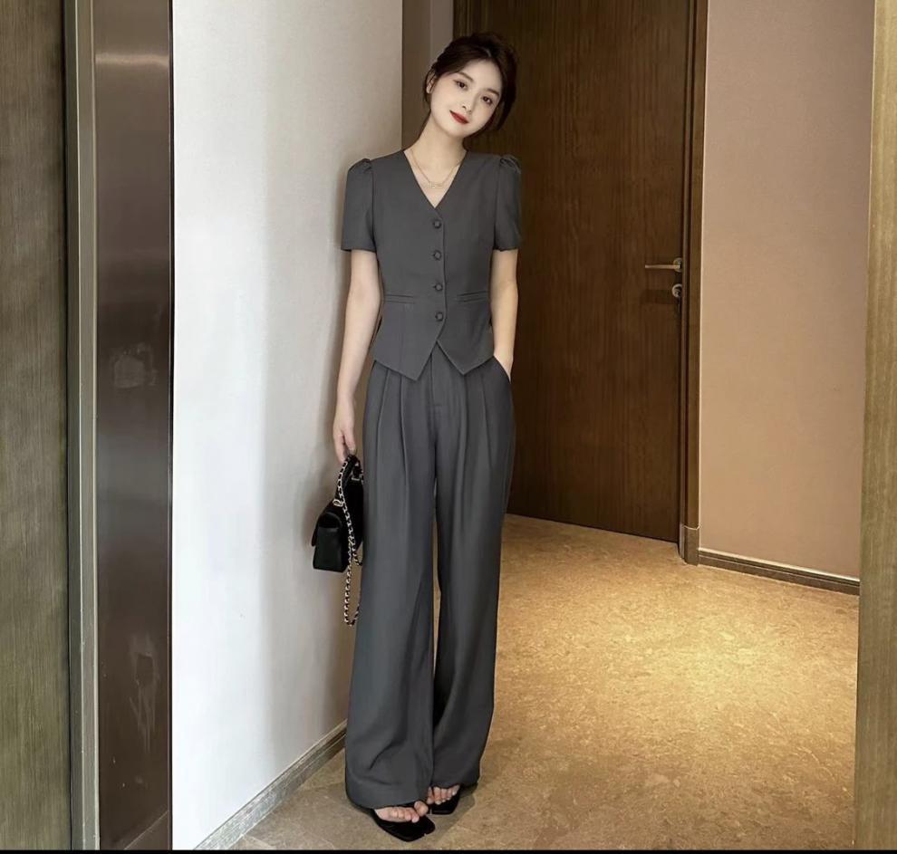 New Flattering Short Sleeve Top and Casual Wide Leg Pants Two Piece Set for Women