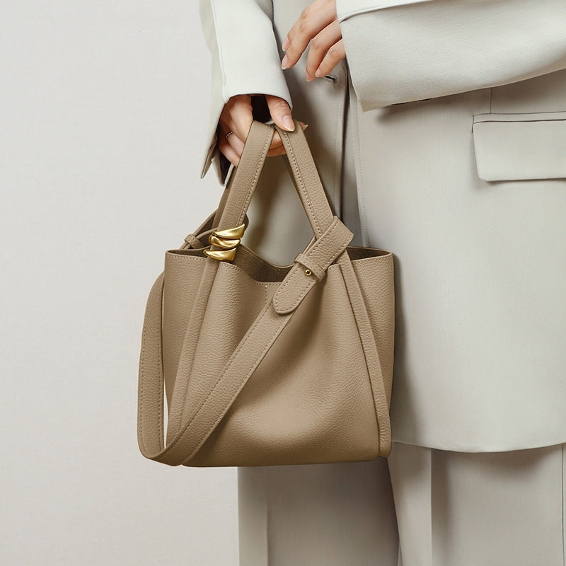 Elegant Women’s Bucket Handbag – Latest Fashion Design