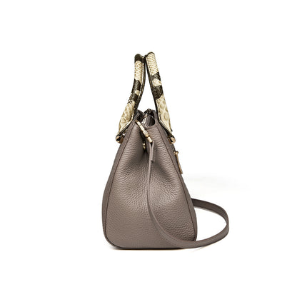 Classic Leather Handbag for Women – Elegant & Durable