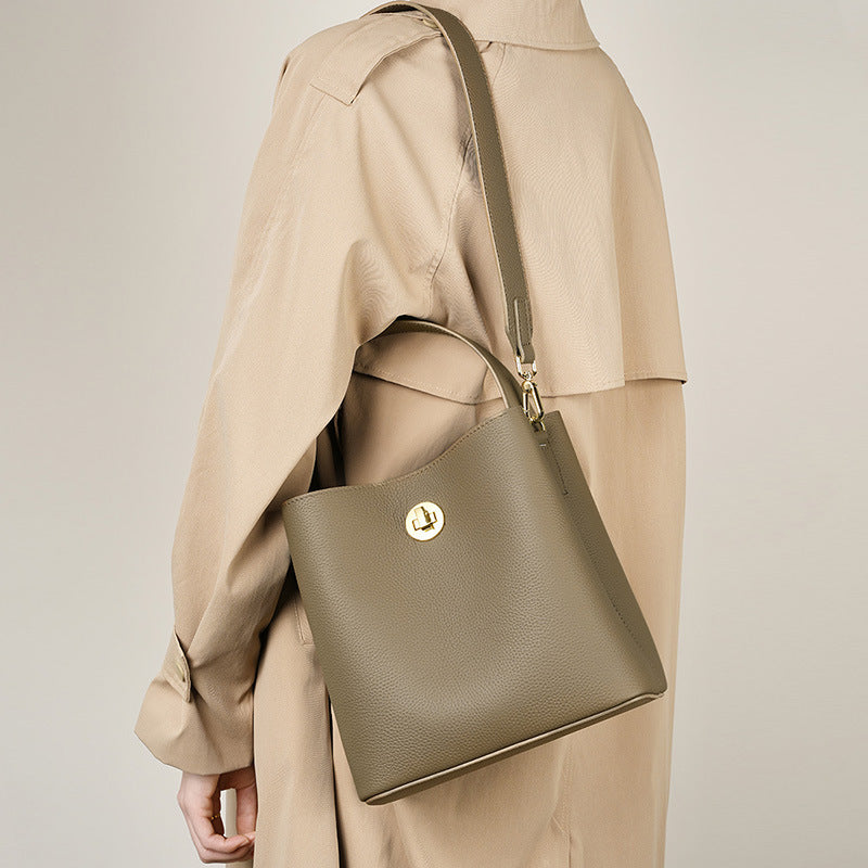 Elegant Large Capacity Leather Bucket Handbag for Women